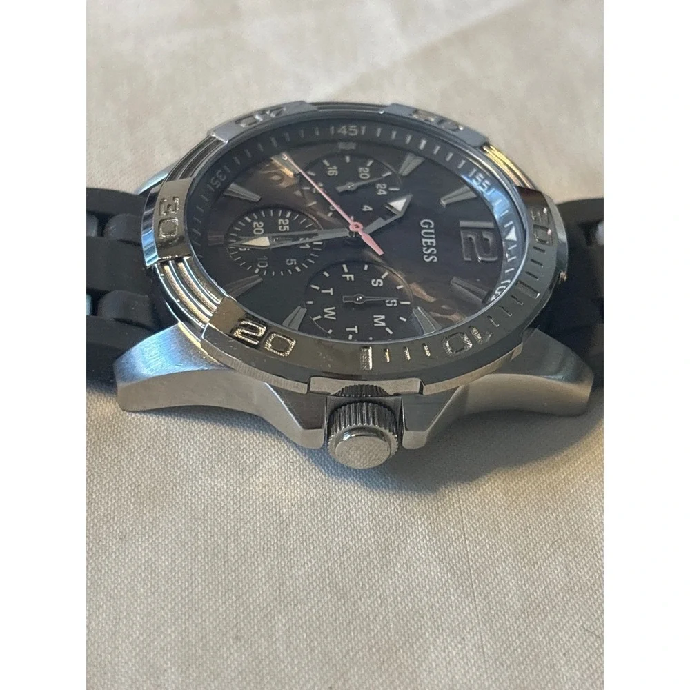 Guess Watch Mens OS Grey Excellent Silicone Strap Multi-Function Sport W0247G3